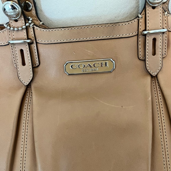 Coach tan leather shoulder bag - Picture 8 of 9